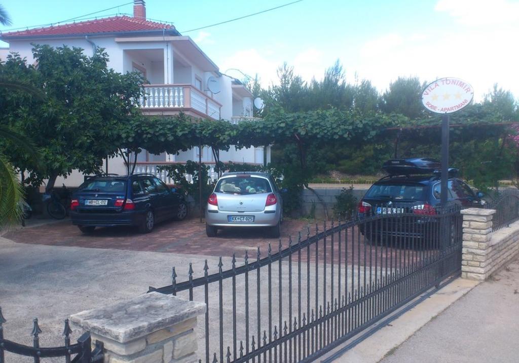 Apartments Tonimir Vodice Exterior photo